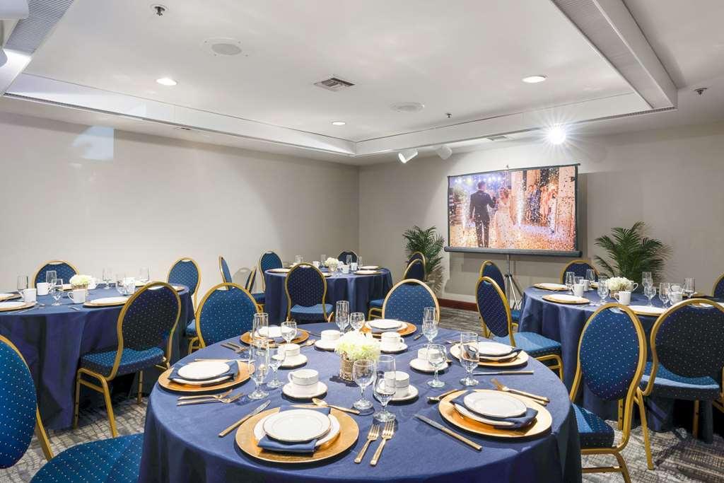 Chase Suites Brea-Fullerton - North Orange County מתקנים תמונה